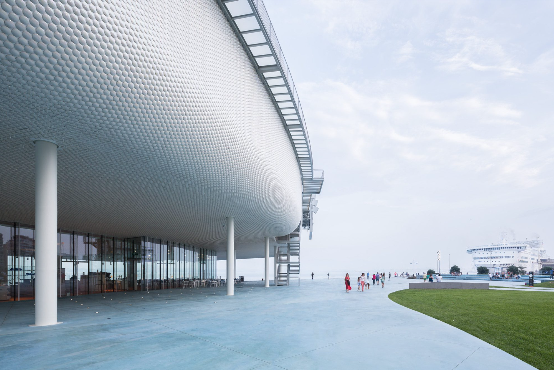 Centro Botín in Santander: 270,000 Ceramic Cells Breathing Between City and Sea
